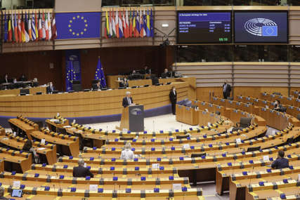 Komitet za spoljne poslove Evropskog parlamenta: Zvanično suspendovati pregovore o članstvu Ankare