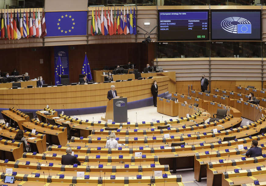 Komitet za spoljne poslove Evropskog parlamenta: Zvanično suspendovati pregovore o članstvu Ankare
