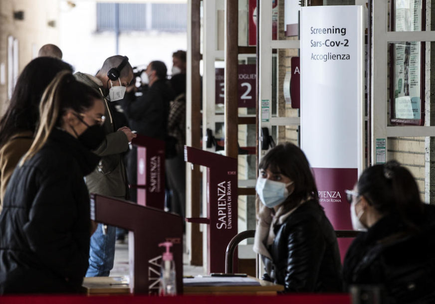 Korona u Italiji: Za jedan dan preminulo 339 ljudi, potvrđeno još 22.865 novih slučajeva virusa