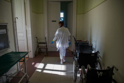 Crni rekord u Mađarskoj: Preminulo 207 pacijenata u jednom danu