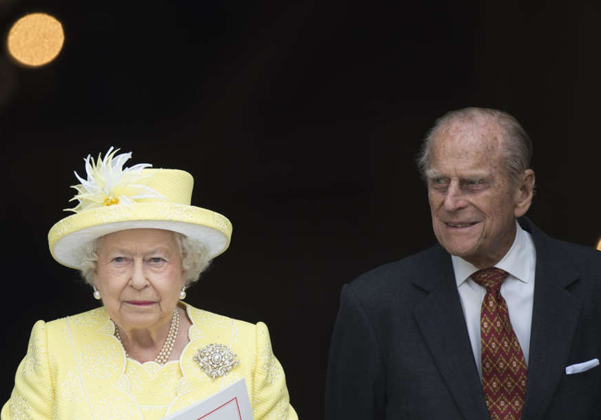 Kraljica Elizabeta dobila deseto praunuče: Zara Tindal rodila dječaka koji je 22. u liniji za krunu