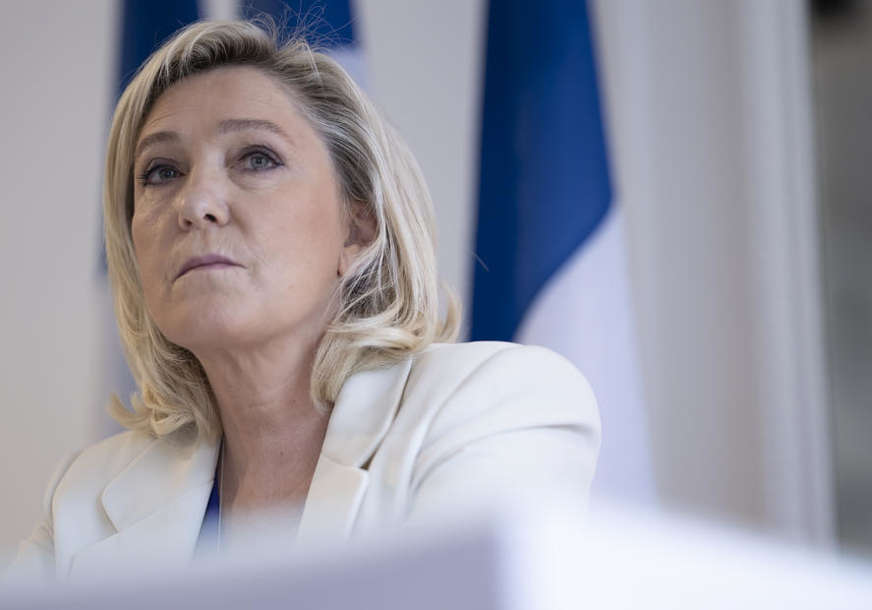 Le Pen poziva građane da glasaju za nju "Obećavam da ću Francusku dovesi u red za PET GODINA"