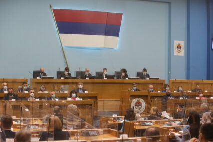 Ko je IZGUBIO POSLANIKA, a ko klub: Kako izgleda parlament Srpske tri godine nakon izbora