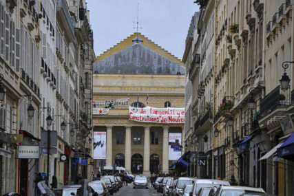 TRAŽE POMOĆ VLADE Umjetnici u Parizu zauzeli kultno pozorište Odeon
