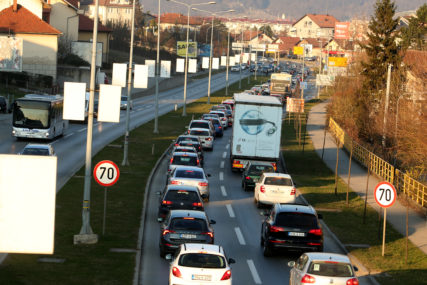 STATISTIKA POKAZUJE Starije od 15 godina 57,7 odsto registrovanih vozila u Srpskoj