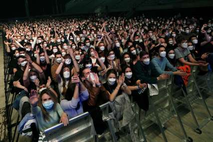 Španski eksperiment: Na koncertu bilo 5.000 sa maskama i nakon testiranja