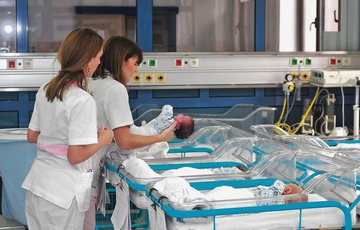 Za 8 mjeseci rođeno 737 beba: Najviše novorođenčadi u dobojskoj bolnici stiglo u avgustu