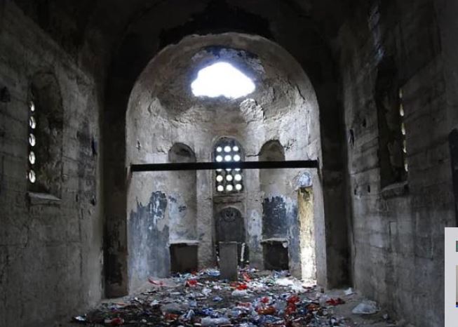 Iguman Sava Јanjić objavio fotografije: Crkvu u Samodreži Albanci pretvorili u javni toalet (FOTO)