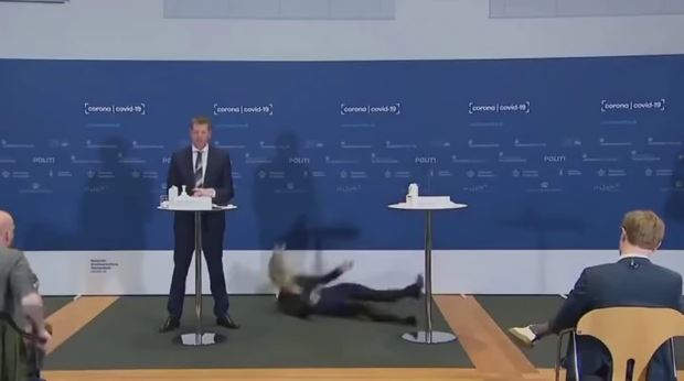 Tokom konferencije o vakcinama: Direktorka danske Agencije za lijekove pala ispred novinara (VIDEO)
