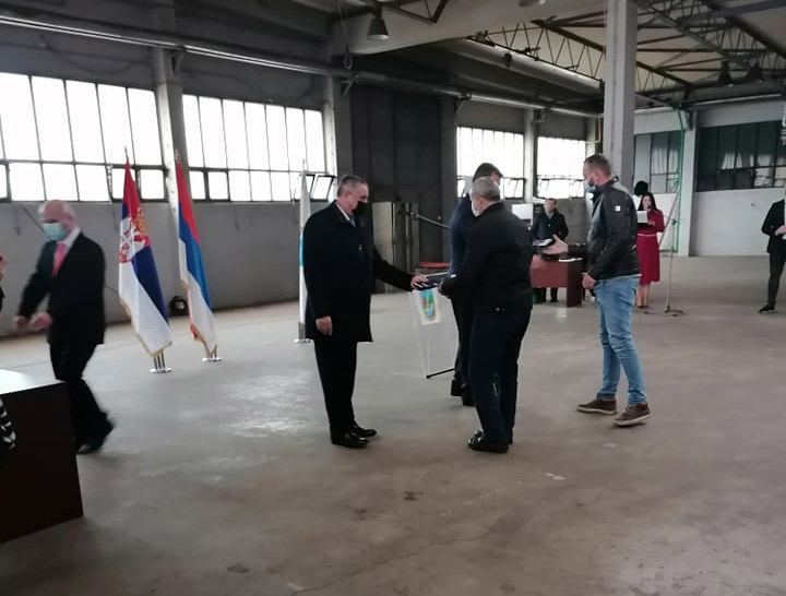 Saniranje posljedica zemljotresa: Za 53 porodice u Kostajnici uručena rješenja o donaciji Pokrajinske vlade Vojvodine