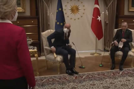 "Sraman čin, diplomatski fijasko" Predsjednica Komisije EU OSTALA BEZ STOLICE prilikom susreta sa Erdoganom (VIDEO)