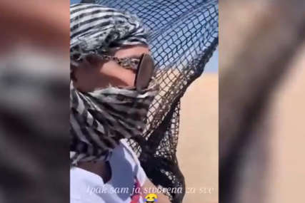 "AKO ŽIVE GLAVE IZVUČEMO" Lijepa Nata pokazala šta radi u pustinji sa Hanom i sve nasmijala (VIDEO)