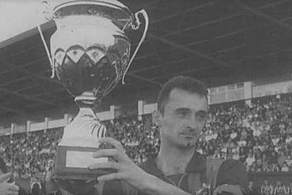 "Pamtićemo ga po sjajnoj fudbalskoj karijeri" Stanivuković uputio telegram sučešća povodom smrti Predraga Divljaka