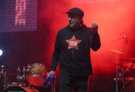 (VIDEO) Obilježeno 40 godina od izlaska kultnog albuma: Zabranjeno pušenje objavilo lajv album pod nazivom "Pušenje ubija"