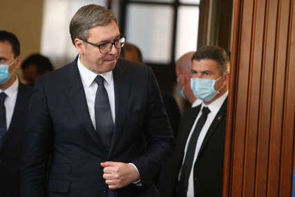 "Nećemo biti dio sukoba u Ukrajini" Vučić naglašava da Srbija ne želi da izgubi podršku Rusije o pitanju Kosmeta