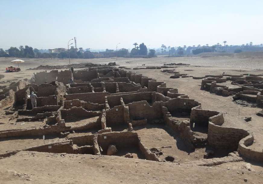 VELIKO ARHEOLOŠKO OTKRIĆE U Egiptu otkriven "izgubljeni zlatni grad", hiljadama godina bio zakopan pod pijeskom