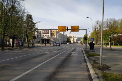 Zatvorena glavna ulica: Zbog dolaska delegacije Srbije saobraćaj u centru Banjaluke obustavljen do 12 časova (FOTO)