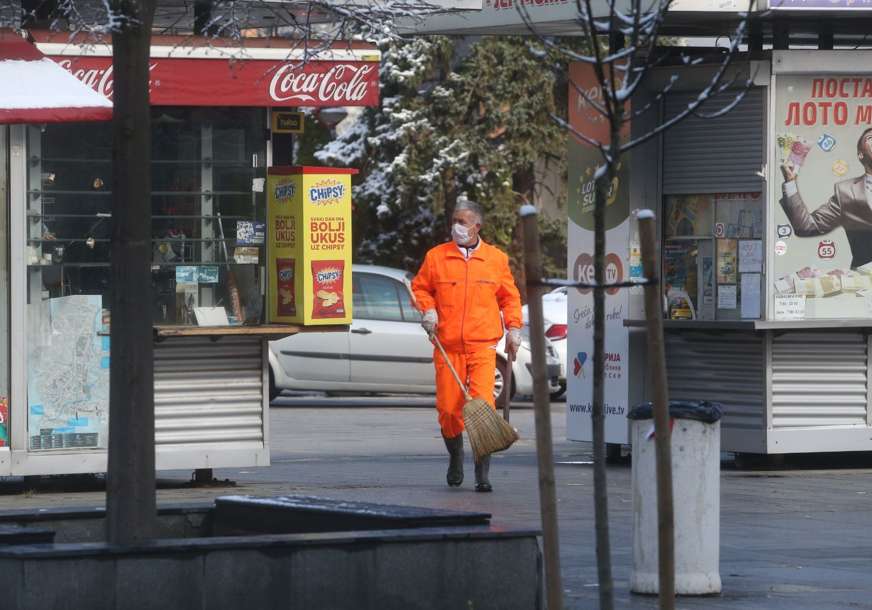 (VIDEO) "Više ljudskosti nego u 1.000 riječi" Radnik gradske čistoće uradio ovo i rastopio mnoga srca