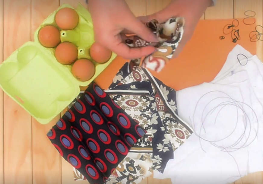 ELEGANTNA I NEOBIČNA Ovu tehniku farbanja jaja još niste isprobali (VIDEO)