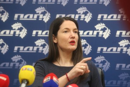 "Narod postaje talac jednog čovjeka" Jelena Trivić poziva na bunt protiv gušenja slobode medija