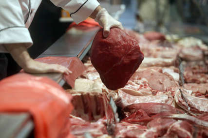 Strana hrana dominira: Na jedan kilogram mesa koji izvezemo iz uvoza nam dođe čak 11