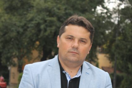 Stevandić Kalabuhovu čestitao Dan Rusije "Vaša zemlja je dala veliki doprinos Srpskoj i BiH"