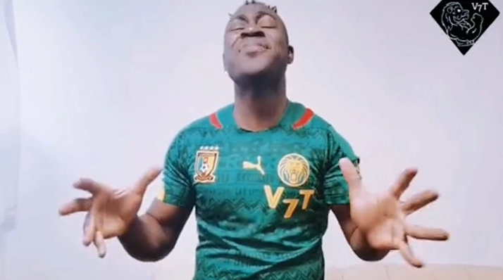 "Kad Kamerunca udari sevdah" Momak iz Afrike zapjevao popularnu pjesmu sa Balkana (VIDEO)