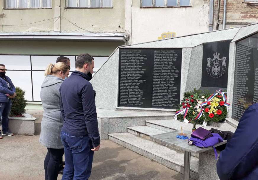 POMEN U ŠAMCU Sjećanje na poginule borce Vojske Republike Srpske i civile