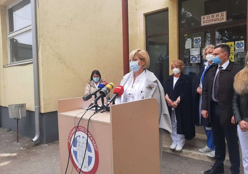 "Epidemiološka situacija je teška, podrška je neophodna" Vlada Srpske isporučila bijeljinskoj bolnici sedam respiratora (FOTO)