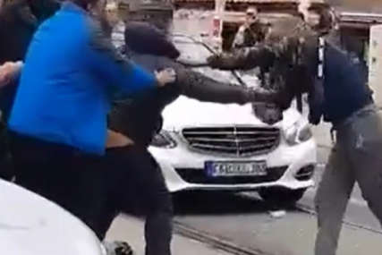 Policija traga za akterima tuče: Migranti se sukobili na ulici u Sarajevu