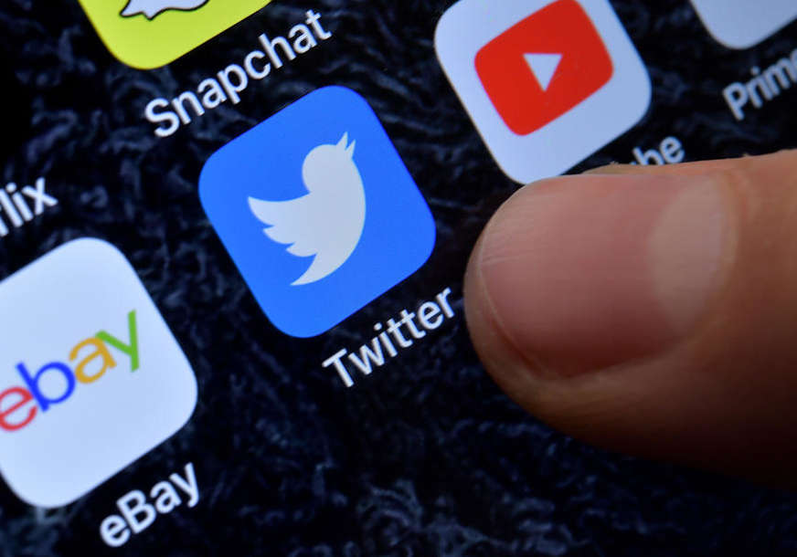 "Tviter" počeo da uklanja sadržaj koji je zabranjen u Rusiji