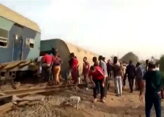 Četiri vagona iskočila iz šina: U željezničkoj nesreći u Egiptu POGINULO 11 OSOBA, najmanje 98 povrijeđeno