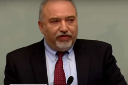 Liberman optužuje Netanjahua "Ušao u sukob sa Hamasom kako bi izdejstvovao nove izbore u zemlji"
