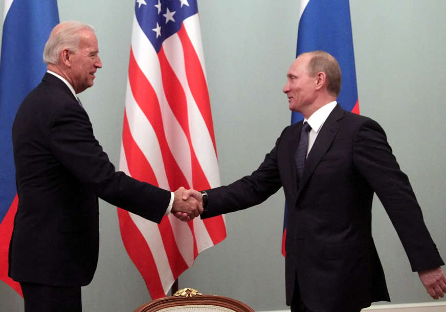 Peskov: Moguć razgovor Putina i Bajdena jedan na jedan