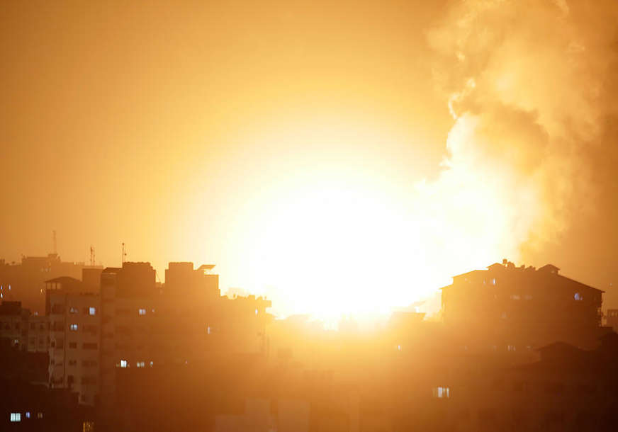 ESKALACIJA SUKOBA Eksplozije jutros poresle cijelu Gazu, Palestinci i Izraelci ne prestaju sa razmjenom vatre ( VIDEO)