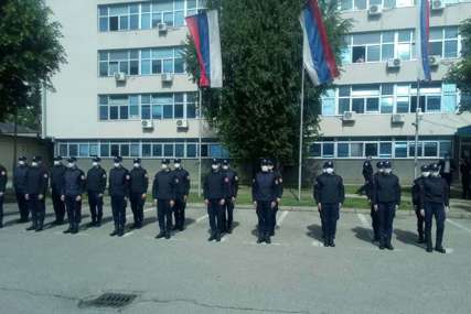 Uspješno završili školovanje i počeli pripravnički staž: U Policijskoj upravi Banjaluka promovisana nova klasa kadeta MUP RS