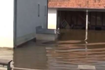 Godišnjica poplava u Semberiji: Oporavak trajao mjesecima, sela pored Save sada zaštićena (VIDEO)