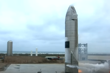 PRVI USPJEŠAN POKUŠAJ Prototip rakete kompanije SpejsIks nakon leta od četiri minute se uspješno prizemljio (VIDEO)