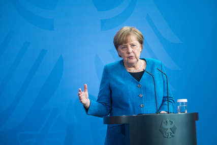 “OBNOVITI POLITIČKE PREGOVORE” Merkelova i kralj Abdulah podržavaju prekid vatre na Bliskom istoku
