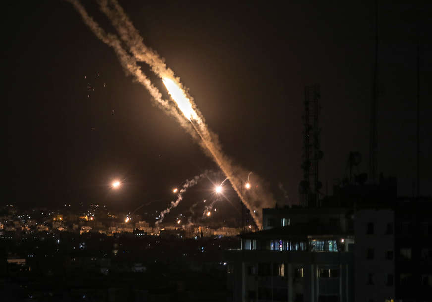SRUŠENA DŽAMIJA Najmanje 12 ljudi poginulo u napadu na Gazu