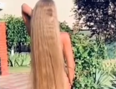 "Zlatokosa" iz Ukrajine: Alena ima kosu dugu čak dva metra (FOTO)