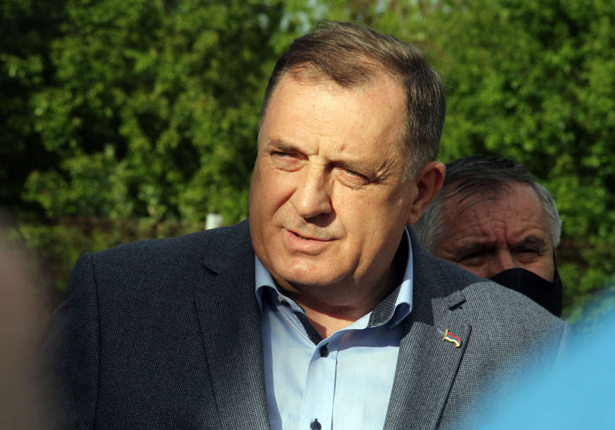 "Ne znam šta je Komšić rekao" Dodik tvrdi da je odbio telefonsko zasjedanje Predsjedništva BiH