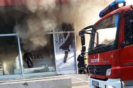 ROBA POTPUNO IZGORJELA Uzrok požara u Doboju najvjerovatnije nesipravna elektroinstalacija