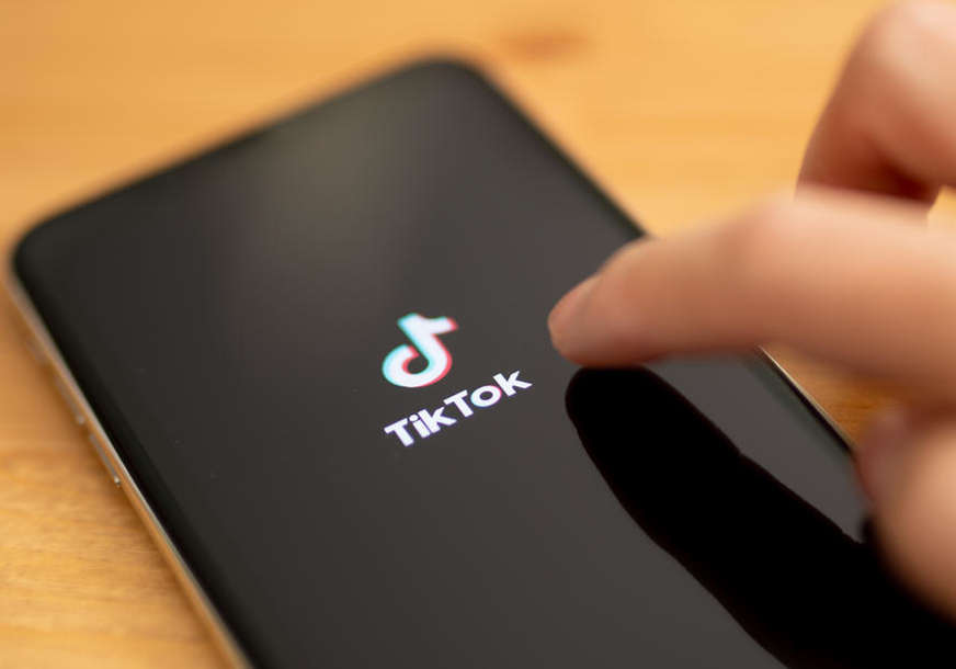 Počeo formalni dijalog: EK traži da TikTok poštuje pravila i zaštiti djecu