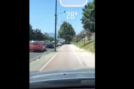 Preticao kolonu vozeći trotoarom: Sarajevska policija pronašla bahatog vozača