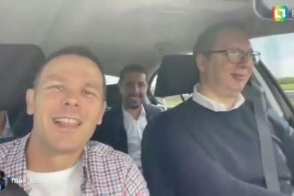 "Ono kad te snima ministar finansija" Vučić za volanom, iza kamere Siniša Mali (VIDEO)
