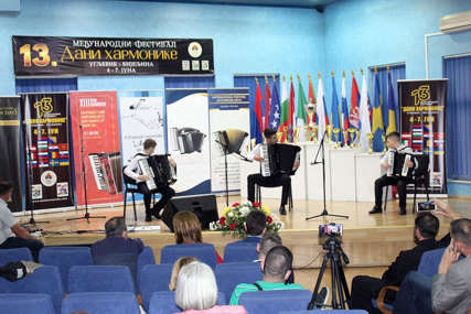 "Dani harmonike" u Ugljeviku okupili takmičare iz 13 zemalja (FOTO)