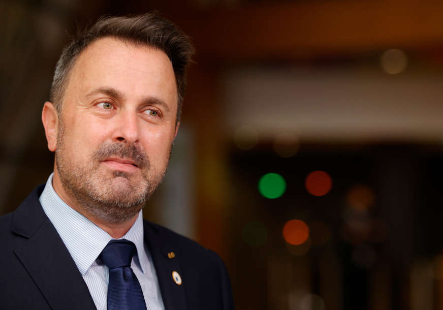 Korona udarila još jednog državnika: Premijer Luksemburga hospitalizovan zbog infekcije