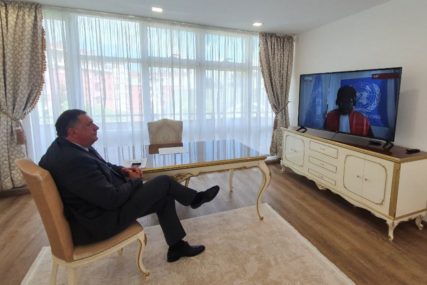 Dodik pratio izricanje presude generalu Mladiću, uskoro izlazi pred novinare