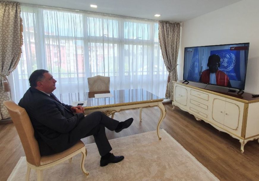 Dodik pratio izricanje presude generalu Mladiću, uskoro izlazi pred novinare
